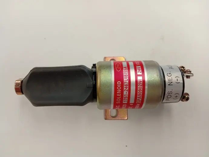 Selenoide de paro Excavadora 24 volts Motor cummins
